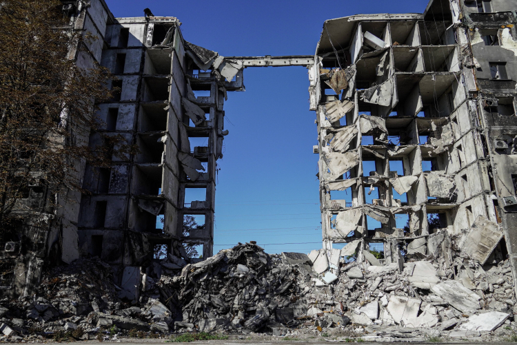 Ruiny Mariupola we wrześniu 2022 r. Fot. PAP/EPA/Stringer