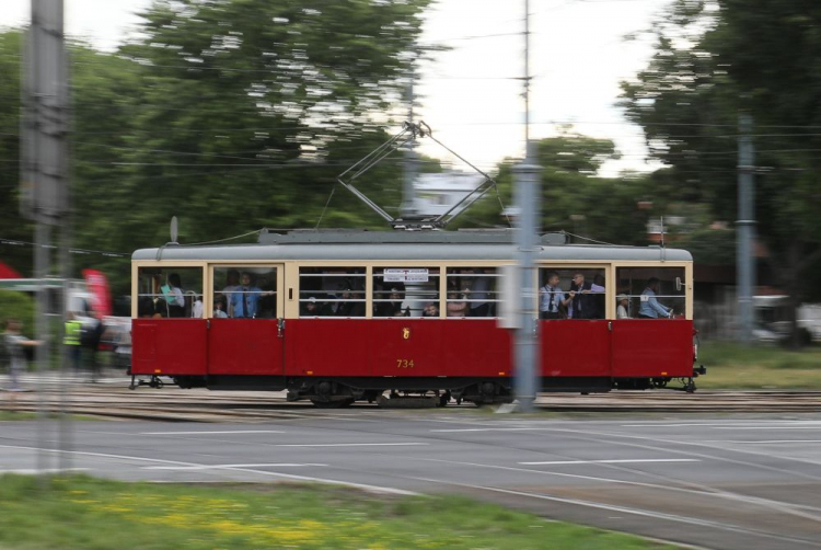 Warszawski tramwaj Konstal 13N. Fot. PAP/P. Supernak