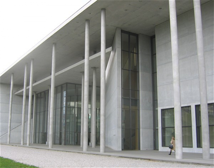 Pinakothek der Moderne. Fot. Wikipedia