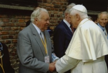 Henryk Mandelbaum z papieżem Benedyktem XVI.