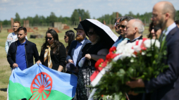Obchody Europejski Dnia Pamięci o Holokauście Romów w byłym niemieckim obozie zagłady Auschwitz II-Birkenau. PAP/Jarek Praszkiewicz