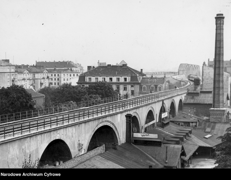 1933 rok. Pierwszy pociąg na linii średnicowej w Warszawie. Fot. NAC
