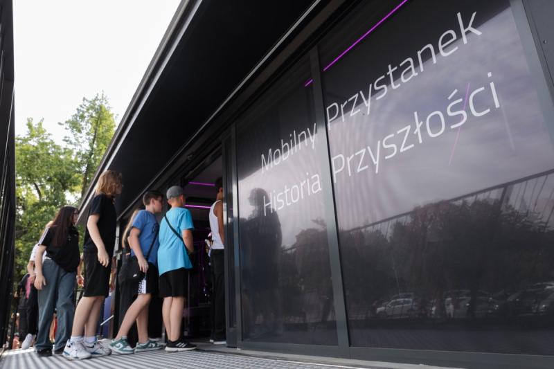 Mobilny Przystanek Historia Przyszłosci - kandydat w Plebiscycie na Wydarzenie Historyczne Roku