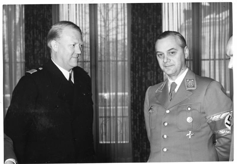 Od lewej: Vidkun Quisling i Alfred Rosenberg, luty 1942 r. Fot. Riksarkivet (National Archives of Norway), No restrictions, via Wikimedia Commons