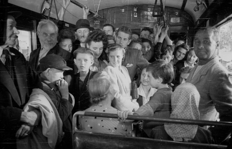Zdjęcie z planu filmu pt. "Zakazane piosenki" w reżyserii Leonarda Buczkowskiego. Fot. PAP/Stanislaw Dabrowiecki