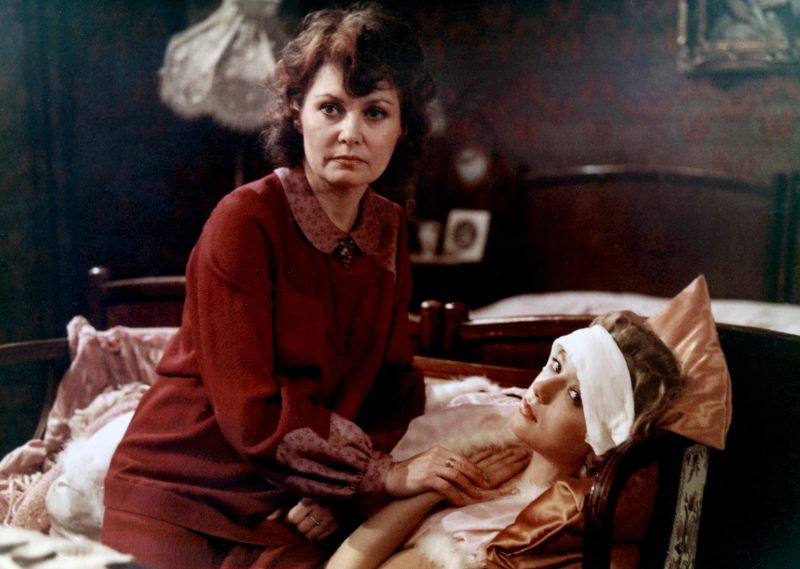 Iga Cembrzyńska na planie zdjęciowym filmu "Dziewczęta z Nowolipek" w reż. Barbary Sass. Fot. Afa Pixx/Krzysztof Wellman (Arch. PAP)