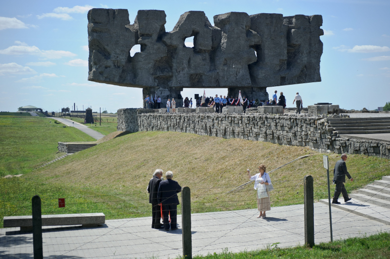 Obchody 68. rocznicy likwidacji KL Lublin i 70. rocznicy przeprowadzenia "akcji Reinhardt", Muzeum na Majdanku w 2012 r. Fot. PAP/Wojciech Pacewicz