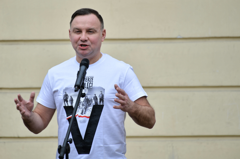 Prezydent Andrzej Duda podczas biegu "Tropem Wilczym" w Mińsku Mazowieckim 1 marca 2020 r. Fot. PAP/Przemysław Piątkowski