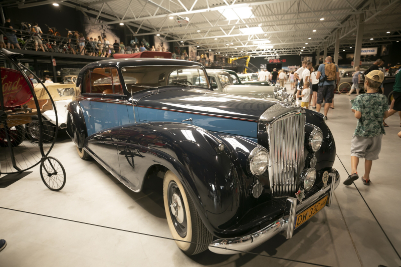 Muzeum motoryzacji w Oławie. Fot. PAP/Krzysztof Cesarz