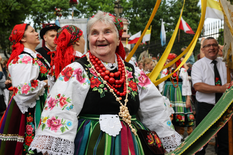Procesja Bożego Ciała w Łowiczu, 19 czerwca 2025 r. Fot. PAP/Marian Zubrzycki