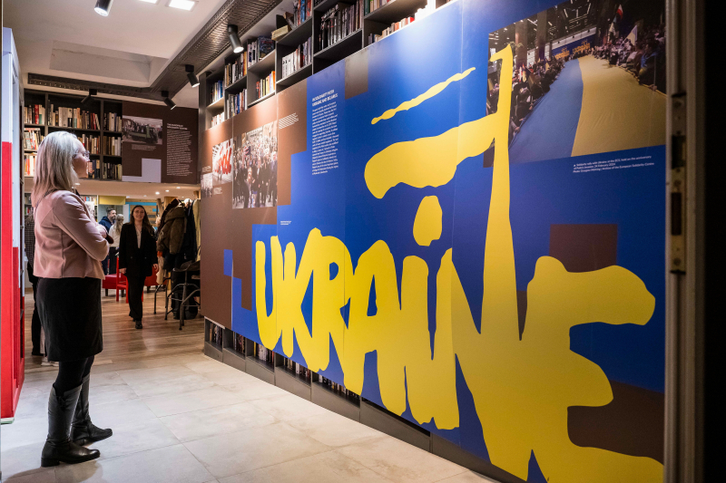 Bruksela, Belgia, 04 lutego 2026r. Wystawa "Solidarność" w Centrum Wszechświata w Brukseli. Przygotowana przez organizację Help Centre Belgium we współpracy z ECS ekspozycja poświęcona jest historii "Solidarności", jej dziedzictwu i znaczeniu dla przemian demokratycznych w Europie. Fot. PAP/Wiktor Dąbkowski