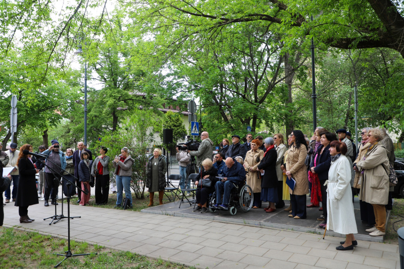 Uroczystość nadania skwerowi imienia Krzysztofa Dunin-Wąsowicza. Fot. Tomasz Pakuła / Urząd Dzielnicy Żoliborz m.st. Warszawy