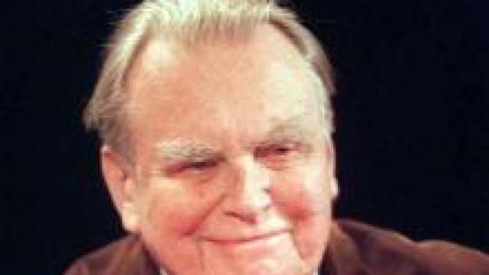 Czesław Miłosz w 2000 r. Fot. PAP/T.Gzell