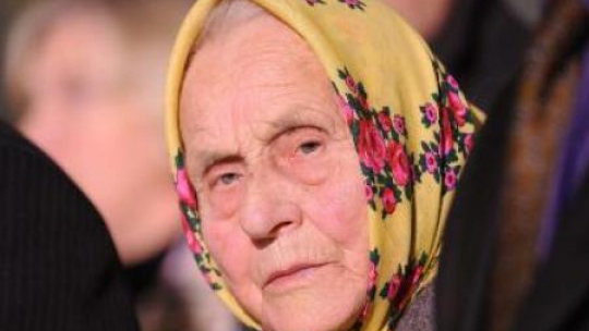 Marianna Popiełuszko podczas mszy św. w sanktuarium św. Stanisława Kostki (19 października 2011). Fot. PAP/ J. Turczyk