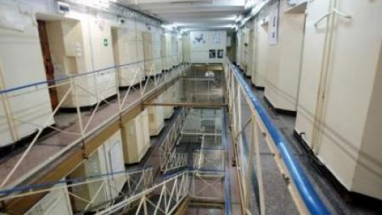 Areszt śledczy przy ulicy Rakowieckiej na warszawskim Mokotowie. Fot. PAP/L. Szymański