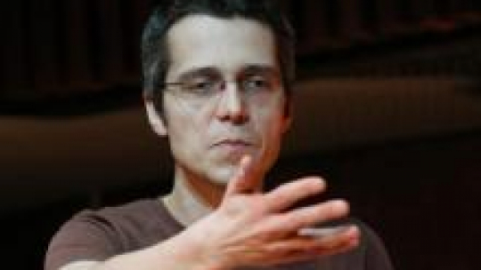 Reżyser Michał Zadara podczas próby spektaklu "Aktor" Cypriana Norwida. Fot. PAP/R. Pietruszka 
