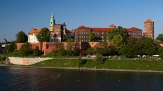 Widok Zamku Królewskiego na Wawelu w Krakowie. Fot. PAP/S. Rozpędzik
