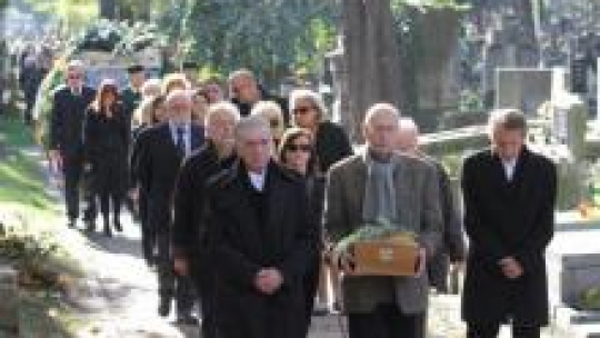 Pogrzeb Jerzego Jarockiego na Cmentarzu Rakowickim w Krakowie. Fot. PAP/J. Bednarczyk