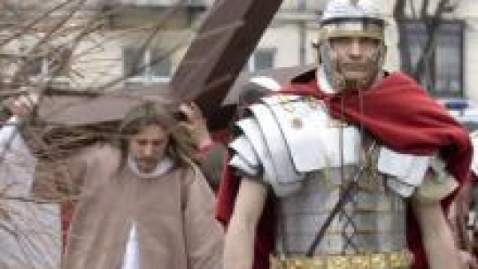  Góra Kalwaria. Droga Krzyżowa. Fot. PAP/P. Kula