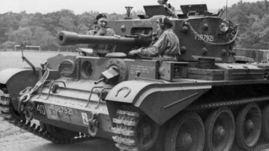 Czołg Cromwell szwardronu sztabowego 1 DP. Fot. NAC