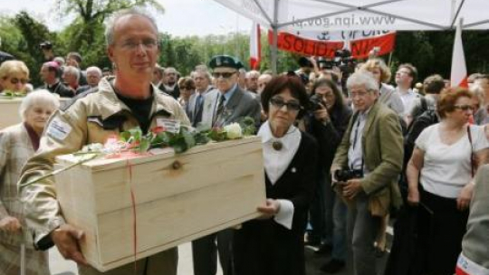 Dr Krzysztof Szwagrzyk i córka rotmistrza Witolda Pileckiego, Zofia Pilecka. Fot. PAP/P.Supernak