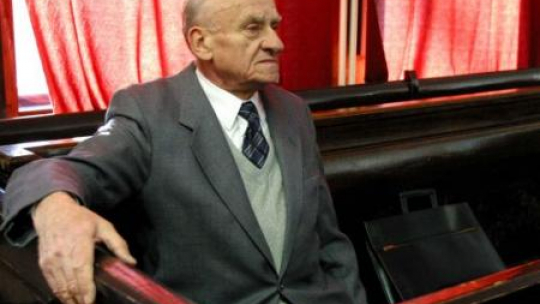 Były wiceszef MSW gen. SB Władysław Ciastoń. Fot. PAP/T. Gzell