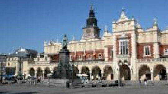 Rynek Główny w Krakowie. Fot. PAP/S. Rozpędzik