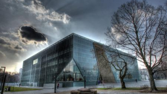 Siedziba Muzeum Historii Żydów Polskich. Fot. PAP/R. Pietruszka 