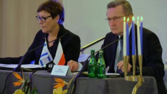 Sekretarz Knesetu Yardena Meller Horovitz i Zastępca Szefa Kancelarii Sejmu Adam Podgórski. Fot. PAP/J. Bednarczyk 