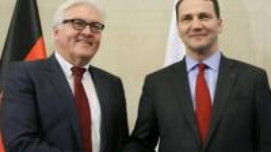 Szef MSZ Niemiec Frank-Walter Steinmeier i minister spraw zagranicznych RP Radosław Sikorski. Fot. PAP/P. Supernak