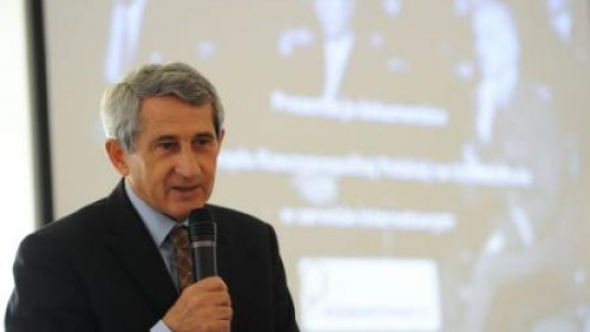 Naczelny dyrektor Archiwów Państwowych Władysław Stępniak. Fot. PAP/B. Zborowski