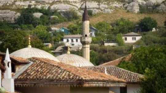 Pałac chanów krymskich z Wielkim Meczetem Chan-Dżami w Bakczysaraju. Fot. PAP/G. Michałowski