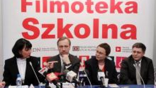 Konferencja prasowa inaugurującej projekt "Filmoteka Szkolna". Fot. PAP/P. Supernak