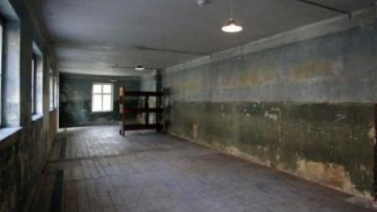 Murowany blok w byłym niemieckim obozie Auschwitz I. Fot. PAP/A. Grygiel