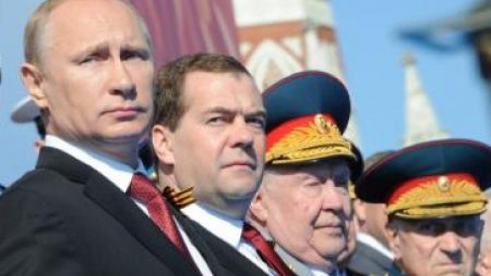 Władimir Putin podczas defilady na Placu Czerwonym. Fot. PAP/EPA