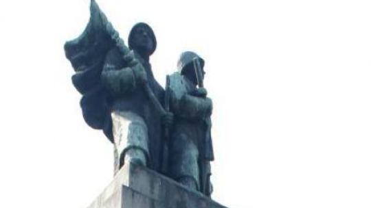 Pomnik Wdzięczności Armii Radzieckiej na Placu Wolności w Katowicach. Fot. PAP/A. Grygiel