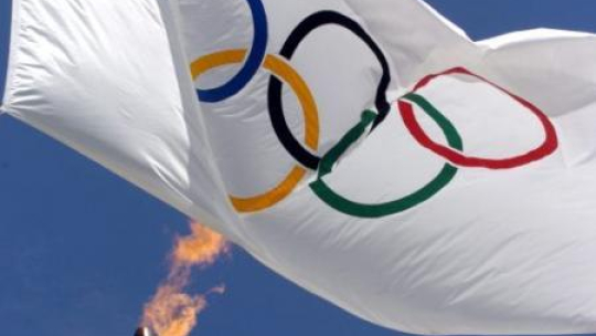 Flaga olimpijska. Fot. PAP/EPA