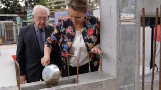 Minister Małgorzata Omilanowska i Andrzej Wajda. Fot. PAP/J. Bednarczyk