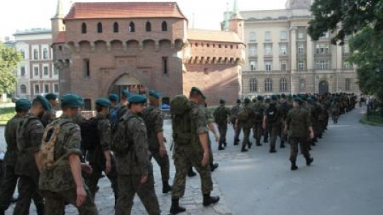 Wyjście Marszu Szlakiem I Kompanii Kadrowej w 2013 r. Fot. PAP/J. Bednarczyk