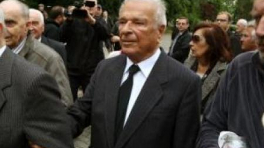 Czesław Kiszczak podczas uroczystości pogrzebowych gen. Wojciecha Jaruzelskiego Fot. PAP/T. Gzell