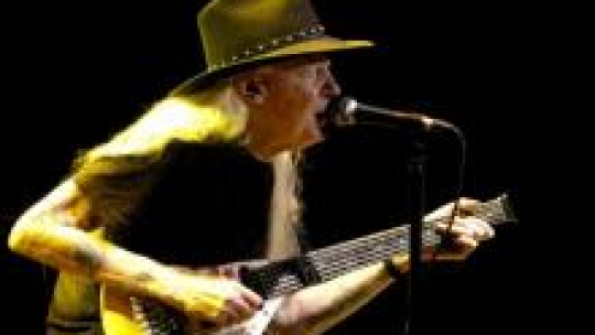 Johnny Winter. Fot. PAP/EPA