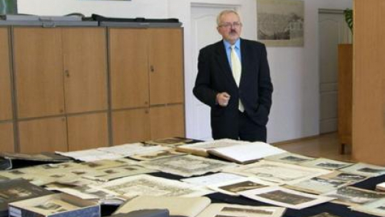 Dyrektor Centralnego Archiwum Wojskowego dr Andrzej Cz. Żak. Fot. CAW 