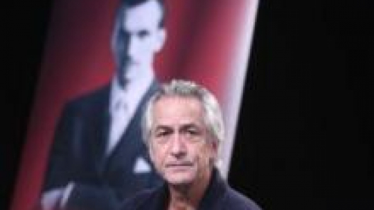 Aktor David Strathairn, odtwórca roli Jana Karskiego w "Remember This: Walking with Jan Karski". Fot. PAP/L. Szymański