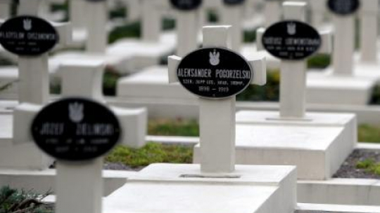 Cmentarz Orląt Lwowskich. Fot. PAP/D. Delmanowicz