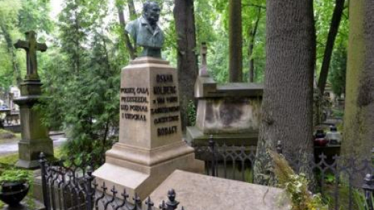 Nagrobek Oskara Kolberga na Cmentarzu Rakowickim. Fot. PAP/J. Bednarczyk