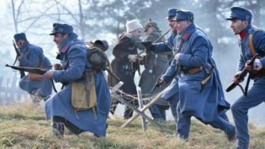 Rekonstrukcja bitwy pod Limanową w ramach uroczystości z okazji 100-lecia batalii. Fot. PAP/J. Bednarczyk