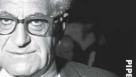 Fragment okładki książki „Fritz Bauer albo Auschwitz przed sądem”