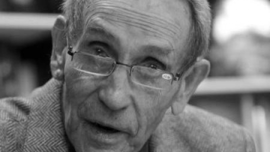 Tadeusz Konwicki. Fot. PAP/L. Szymański