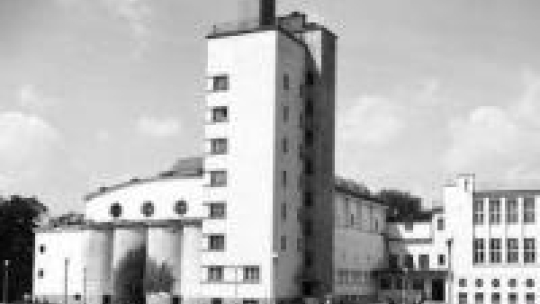 Akademia Wychowania Fizycznego w Warszawie. 1955-1965. Fot. NAC