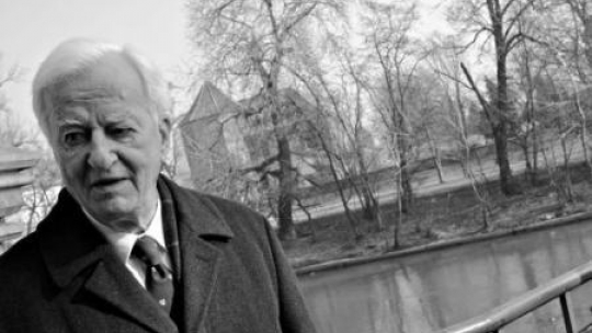 Były prezydent Niemiec Richard von Weizsaecker na Ostrowiu Tumskim. Fot. PAP/G. Hawałej